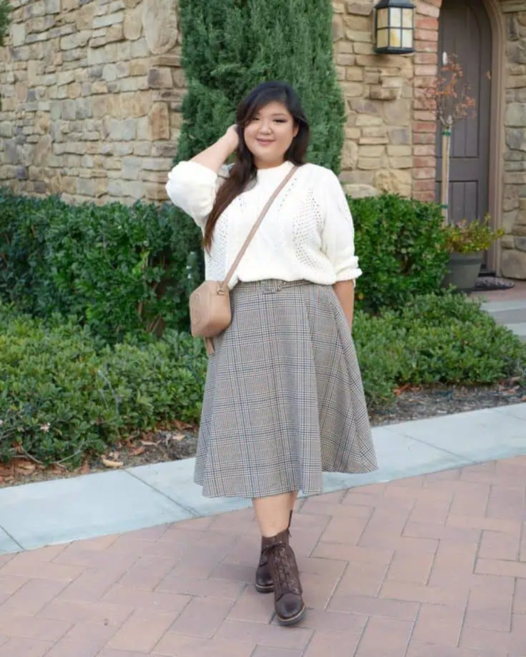 20 Cozy and Chic Winter Back-to-School Outfits to Turn Heads in 2024
